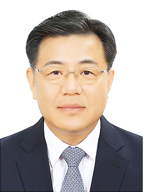 김갑수 이사장.jpg